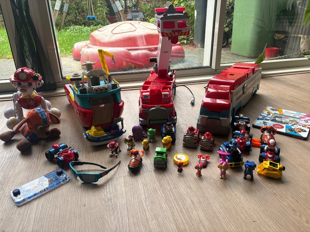 Heel veel paw patrol speelgoed (in 1 koop), Ophalen, Gebruikt