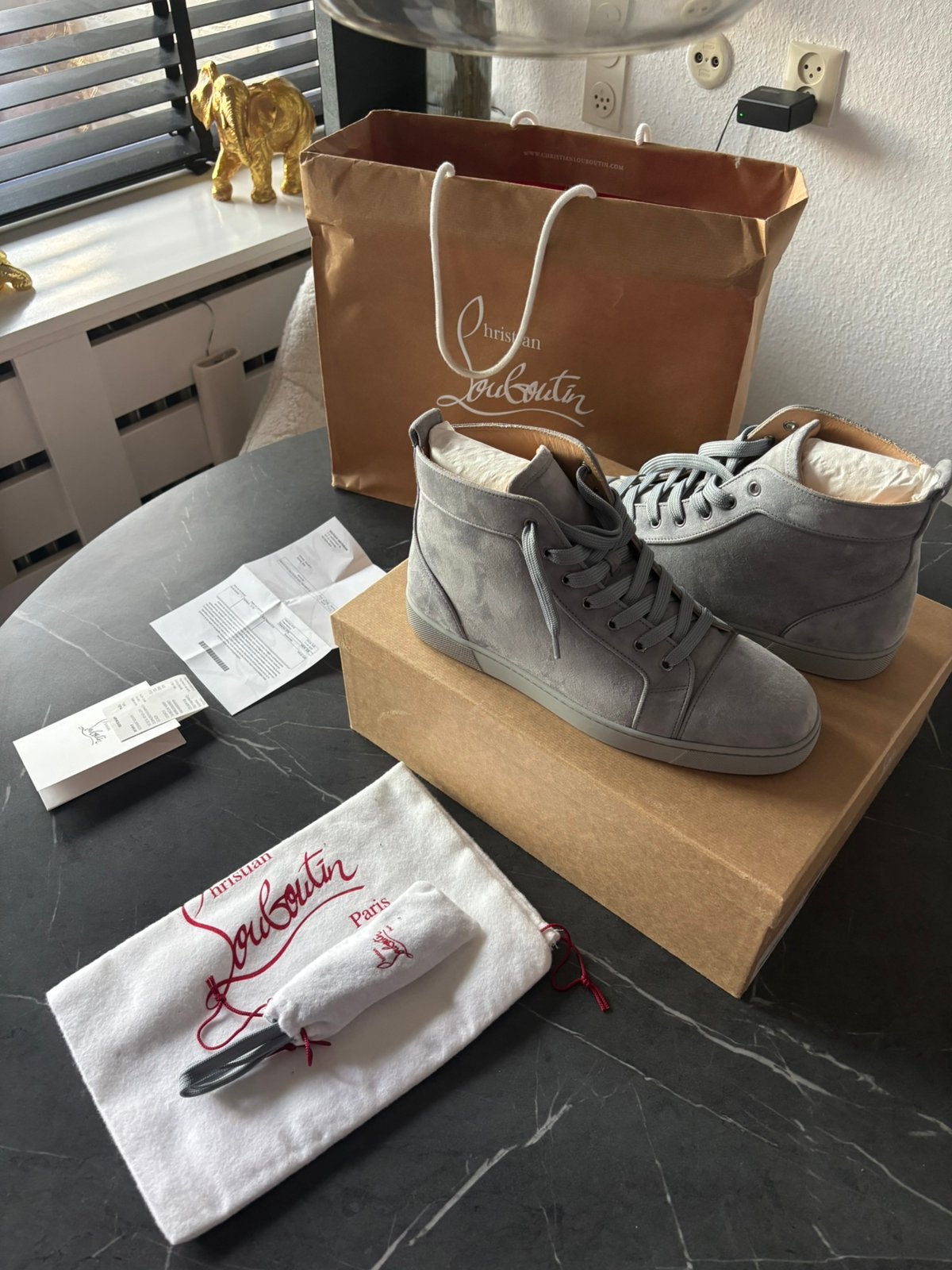 Cristian Louboutin (Orgineel met bon) Nieuw, Overige kleuren, Ophalen of Verzenden, Sneakers of Gympen, Zo goed als nieuw
