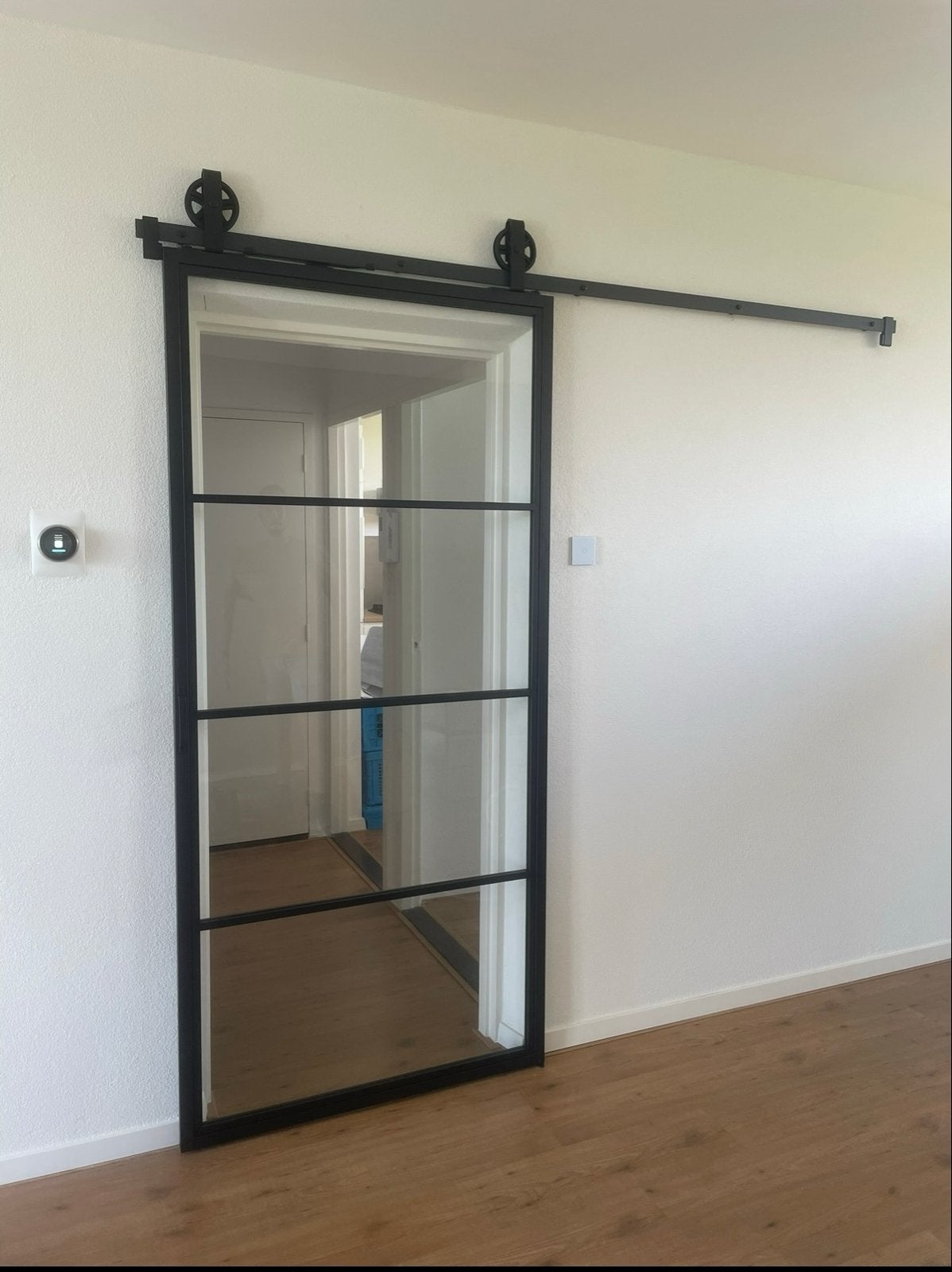 Moderne stalen zwarte schuifdeur met glas en railsysteem, Ophalen, 80 tot 100 cm, Binnendeur, Schuifdeur