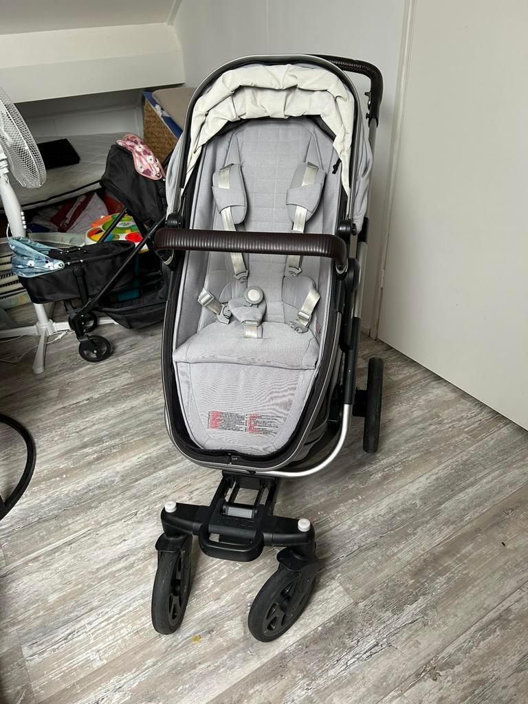 Fantastische Buggy van Joolz Duo, Kinderen en Baby's, Kinderwagens en Combinaties, Zo goed als nieuw, Combiwagen, Verstelbare duwstang