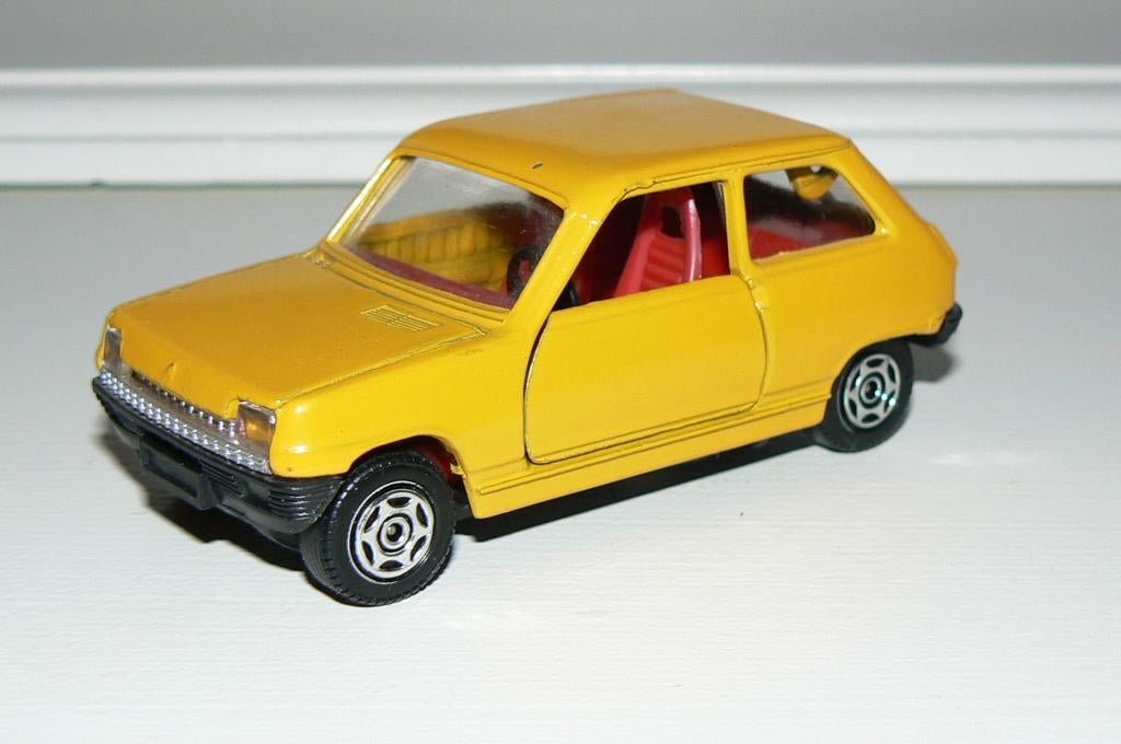 Renault 5 TS. (1972-1984) Corgi. Schaal 1:36 (Oervijf), Ophalen of Verzenden, Zo goed als nieuw, Auto