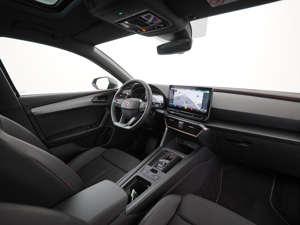 CUPRA Leon Sportstourer 1.5 eTSI | Trekhaak | Panoramadak |, Auto's, Cupra, 12 maanden, 4 cilinders, Leon, Zwart