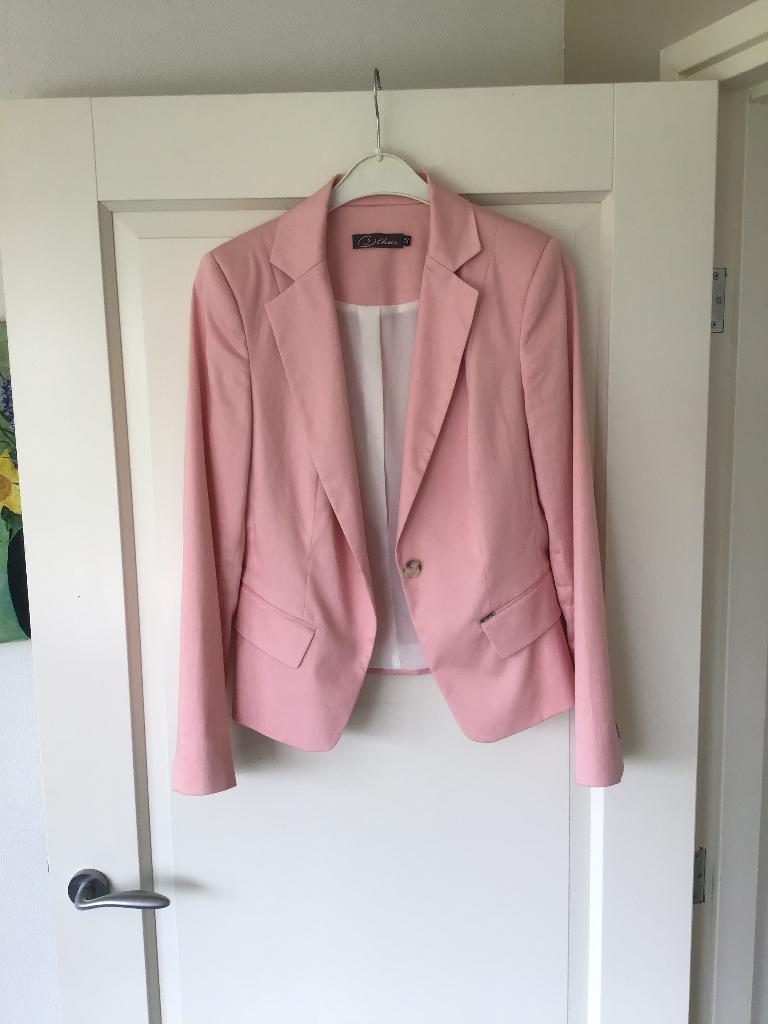 Mooie zalmroze BThree blazer in maat 38, Maat 38/40 (M), Overige typen, Ophalen of Verzenden, Zo goed als nieuw
