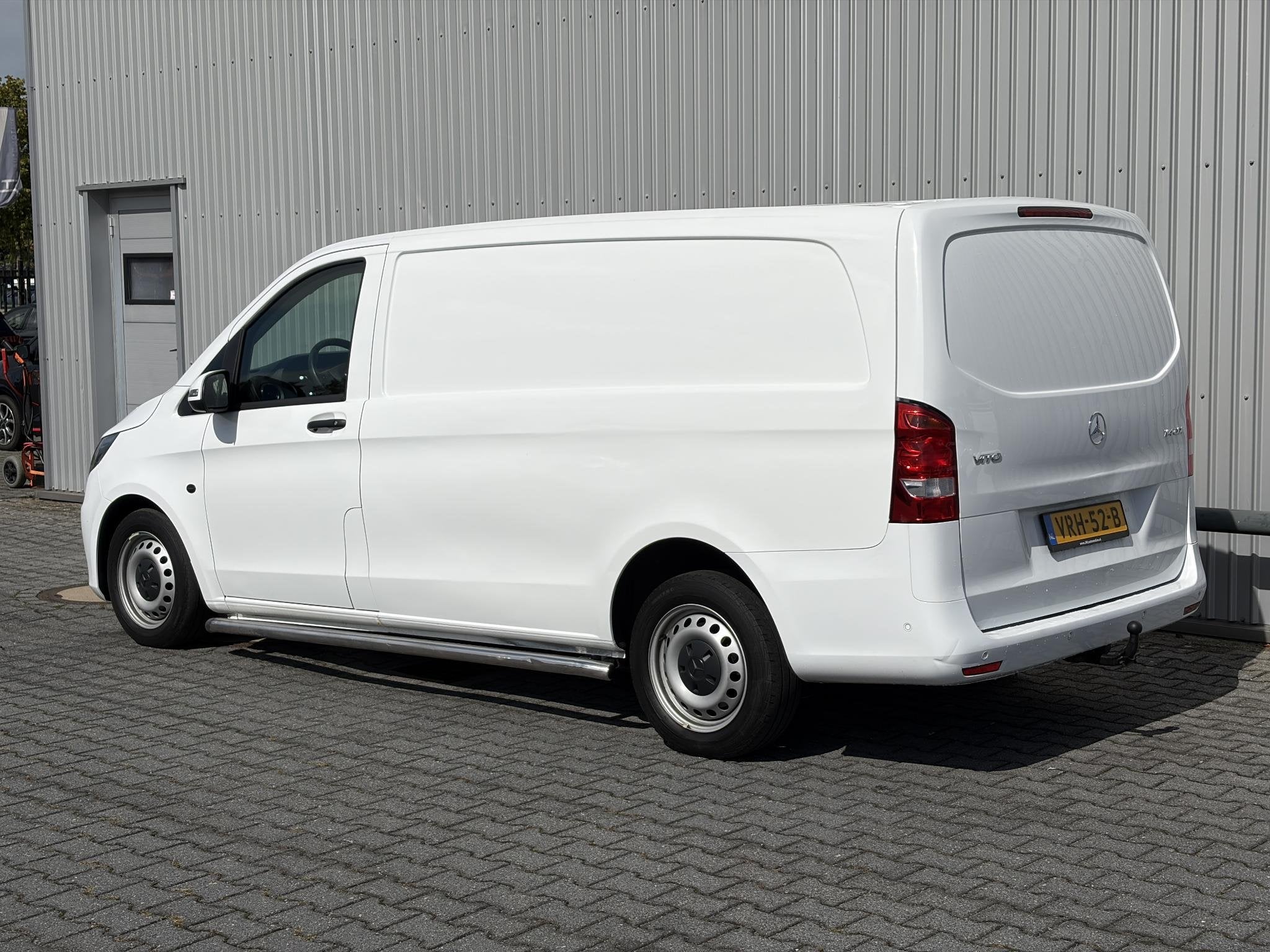 Mercedes-Benz Vito 114 CDI Lang*CRUISE*HAAK*A/C*TEL*PDC*, Gebruikt, Euro 6, 2000 kg, 2 stoelen