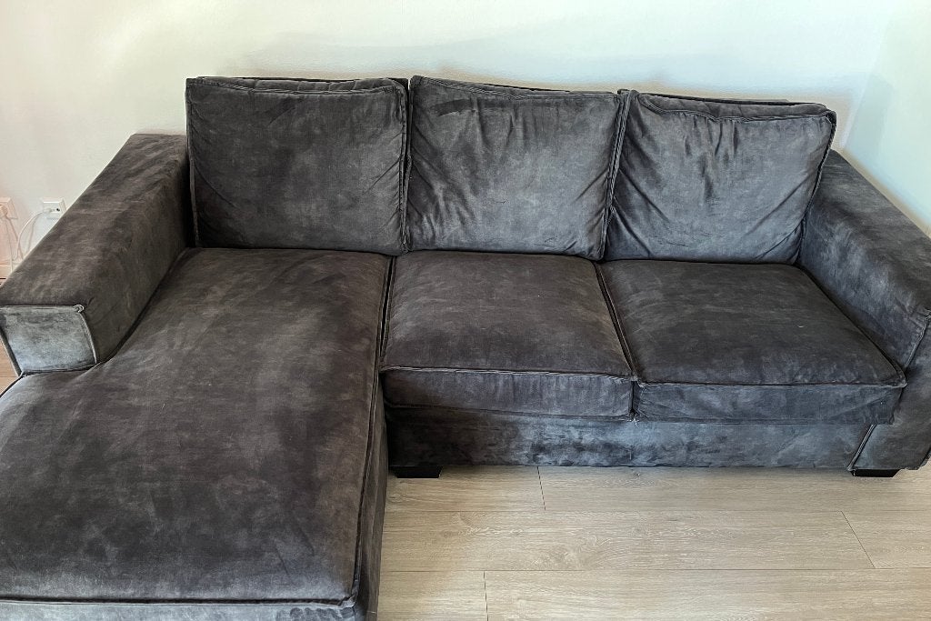 Loungebank met bijpassende hocker en kussentjes, Ophalen, Gebruikt, Hoekbank, 200 tot 250 cm