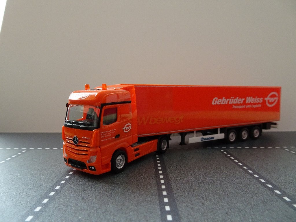 004 herpa mercedes actros gebruder weiss oostenrijk 1:87, Ophalen of Verzenden, Zo goed als nieuw, Bus of Vrachtwagen, Herpa