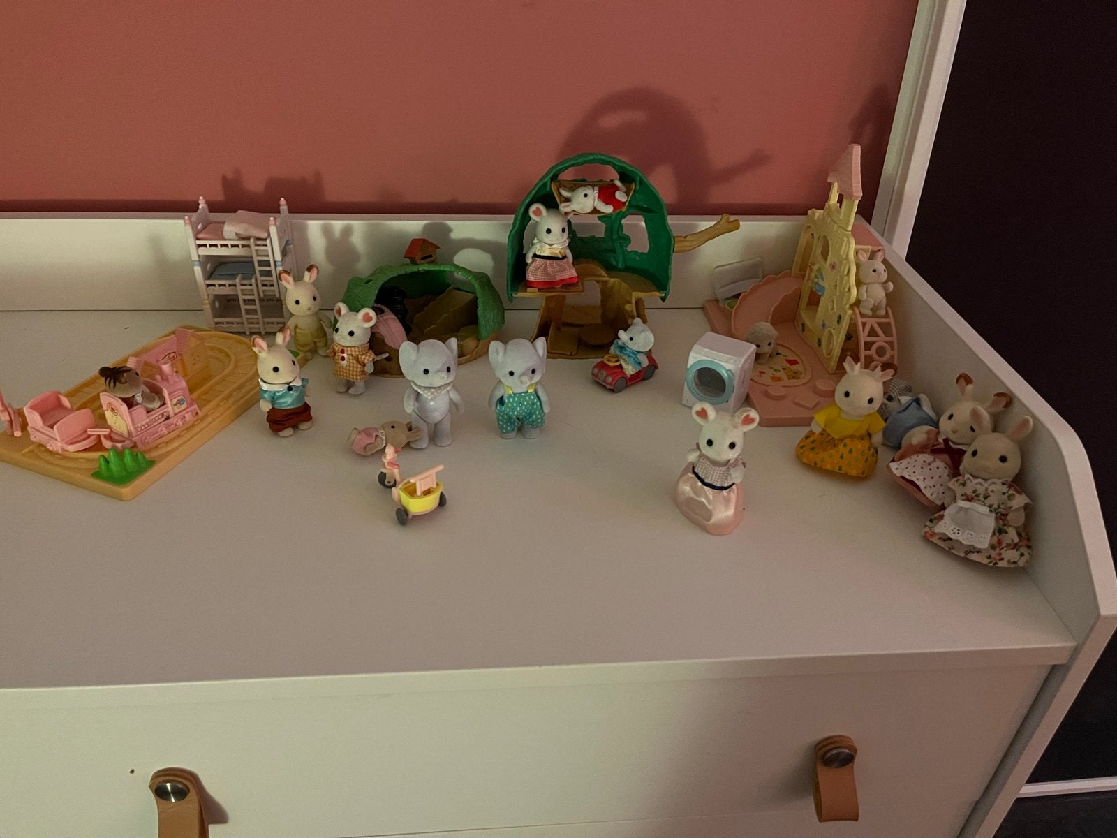 Grote set Sylvanian Families met huisjes en figuren, Ophalen, Gebruikt, Jongen of Meisje