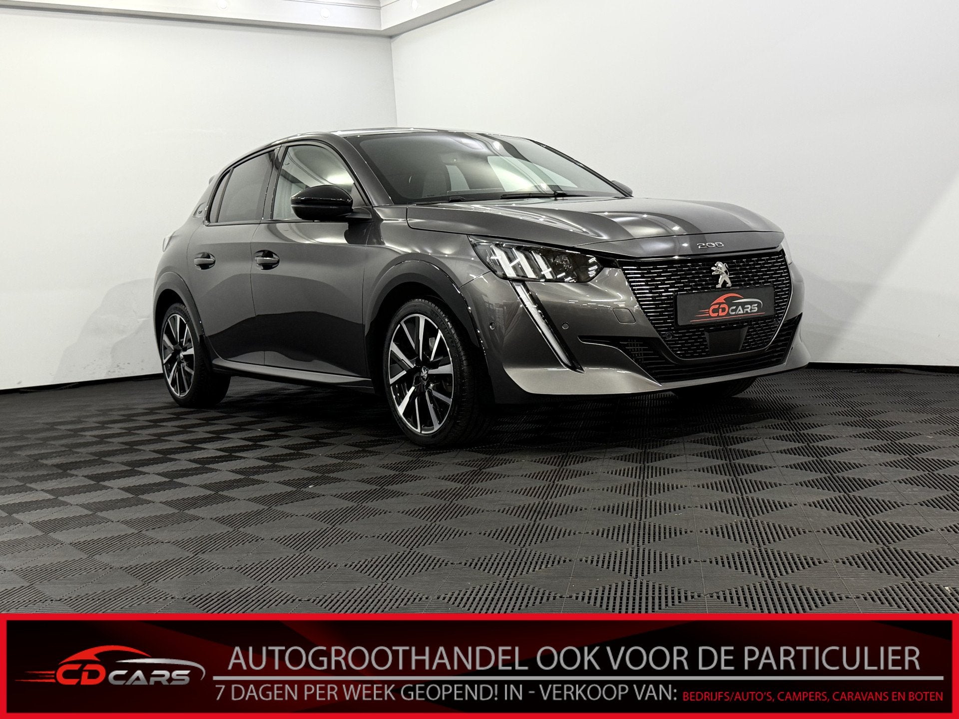 Peugeot 208 1.2 PureTech GT Pack Camera, Navi, Keyless start, Gebruikt, Euro 6, 1199 cc, 1133 kg