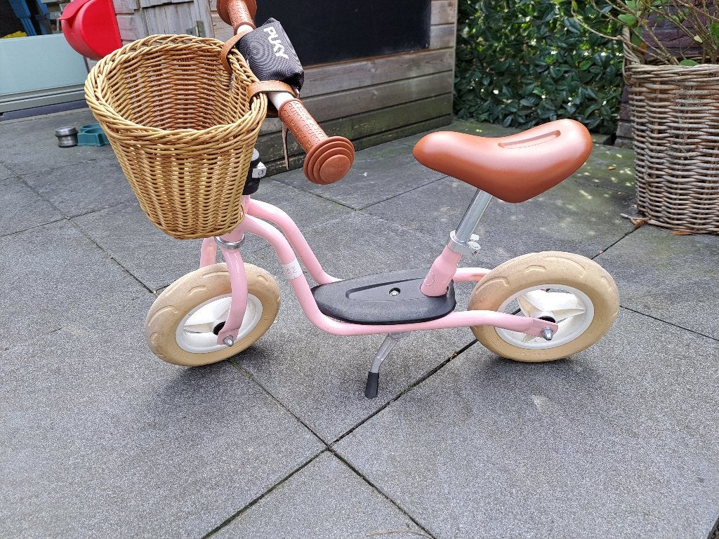 Foto 3 van Puky loopfietsje, 2 wielen, roze, retro met mandje