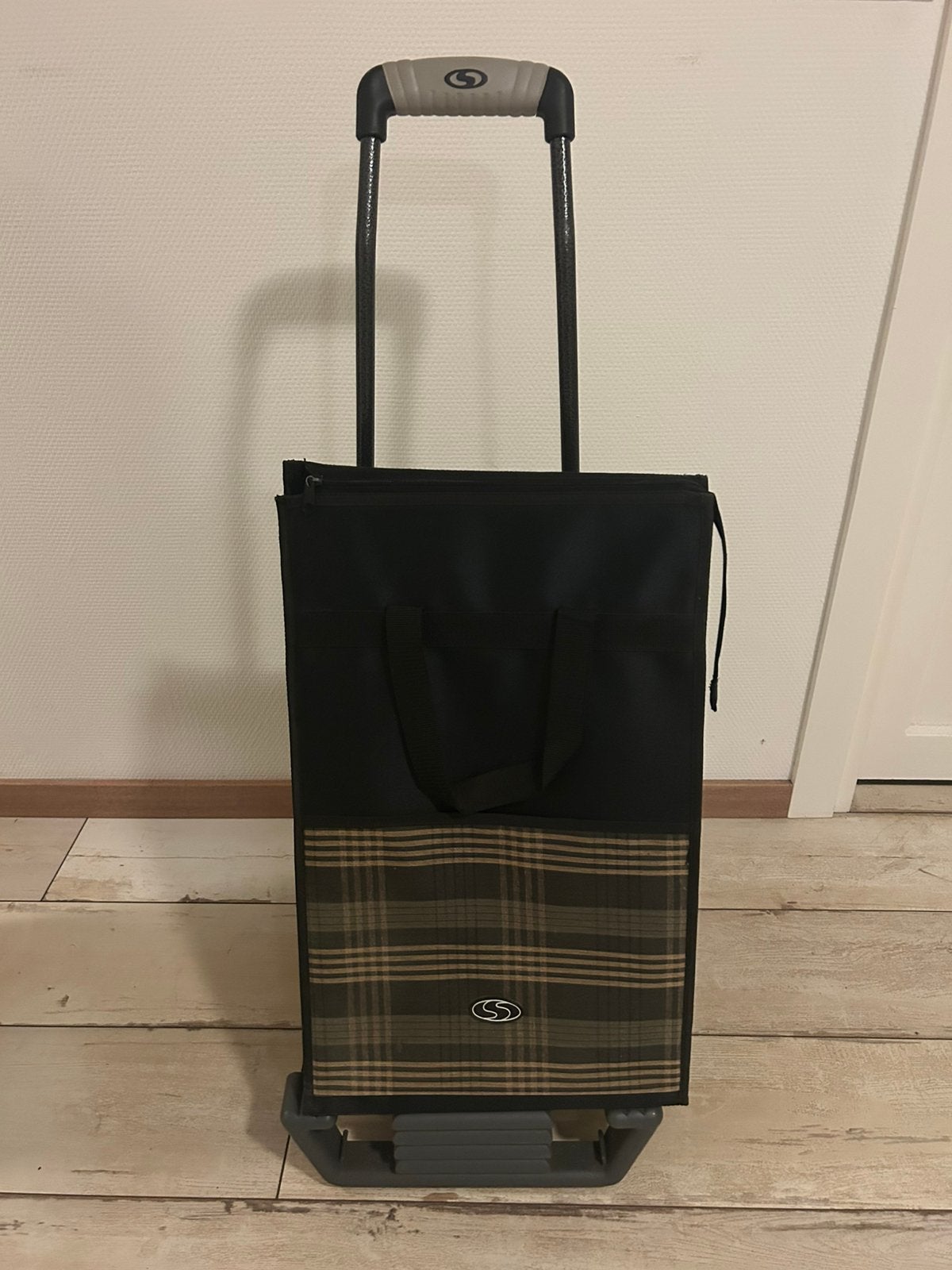Trolley tas / boodschappentrolley, Ophalen