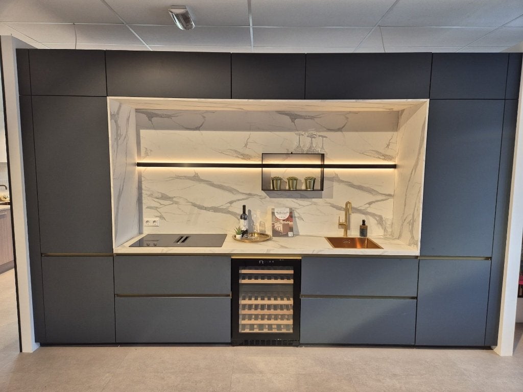 Design keuken te koop LUXE showroommodel Fjordblauw, Ophalen, Blauw, Nieuw, Enkelwandige keuken