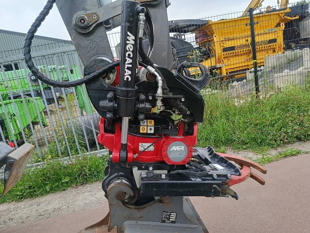 ROTOTILT r3 r8 MR50 mecalac 9mwr +6 buckets + joysticks R4, Zakelijke goederen