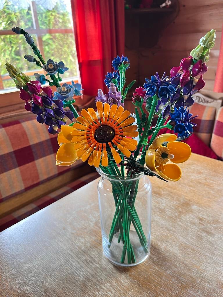 Boeket van bouwstenen bloemen incl vaas, Ophalen of Verzenden, Zo goed als nieuw, Overige merken