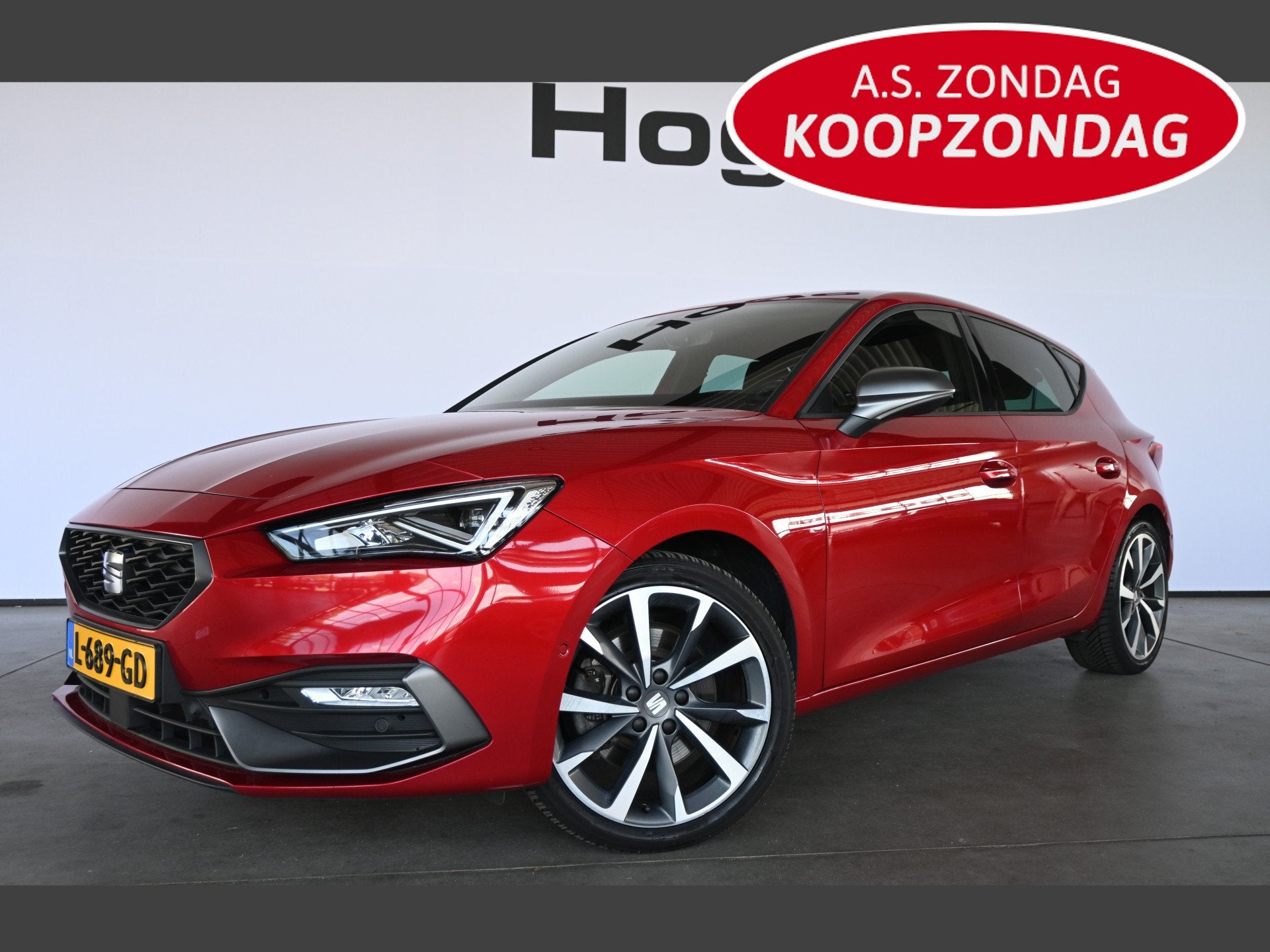 SEAT Leon 1.5 eTSI FR Automaat Adaptieve Cruise Navigatie Cl, 4 cilinders, Met garantie (alle), Leder en Stof, Bedrijf
