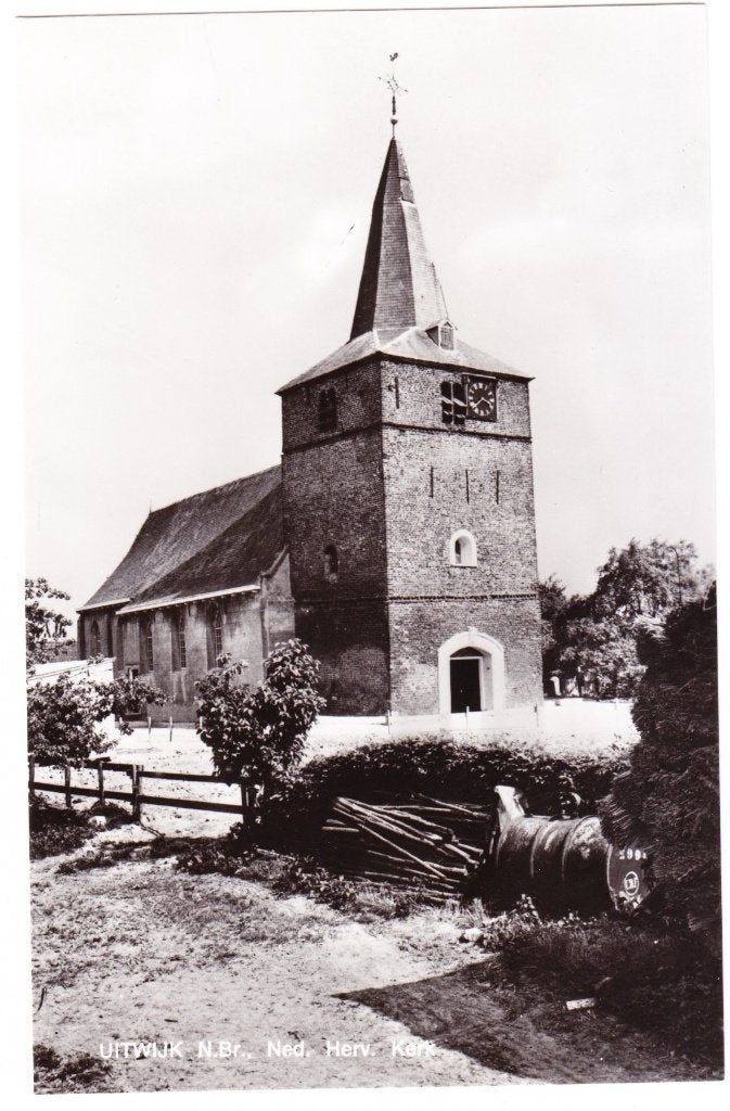Uitwijk - Ned. Herv. Kerk, Verzenden, 1960 tot 1980, Ongelopen, Noord-Brabant