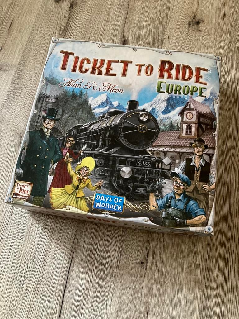 Spel ticket to ride Europe, Hobby en Vrije tijd, Gezelschapsspellen | Kaartspellen, Ophalen of Verzenden, Zo goed als nieuw