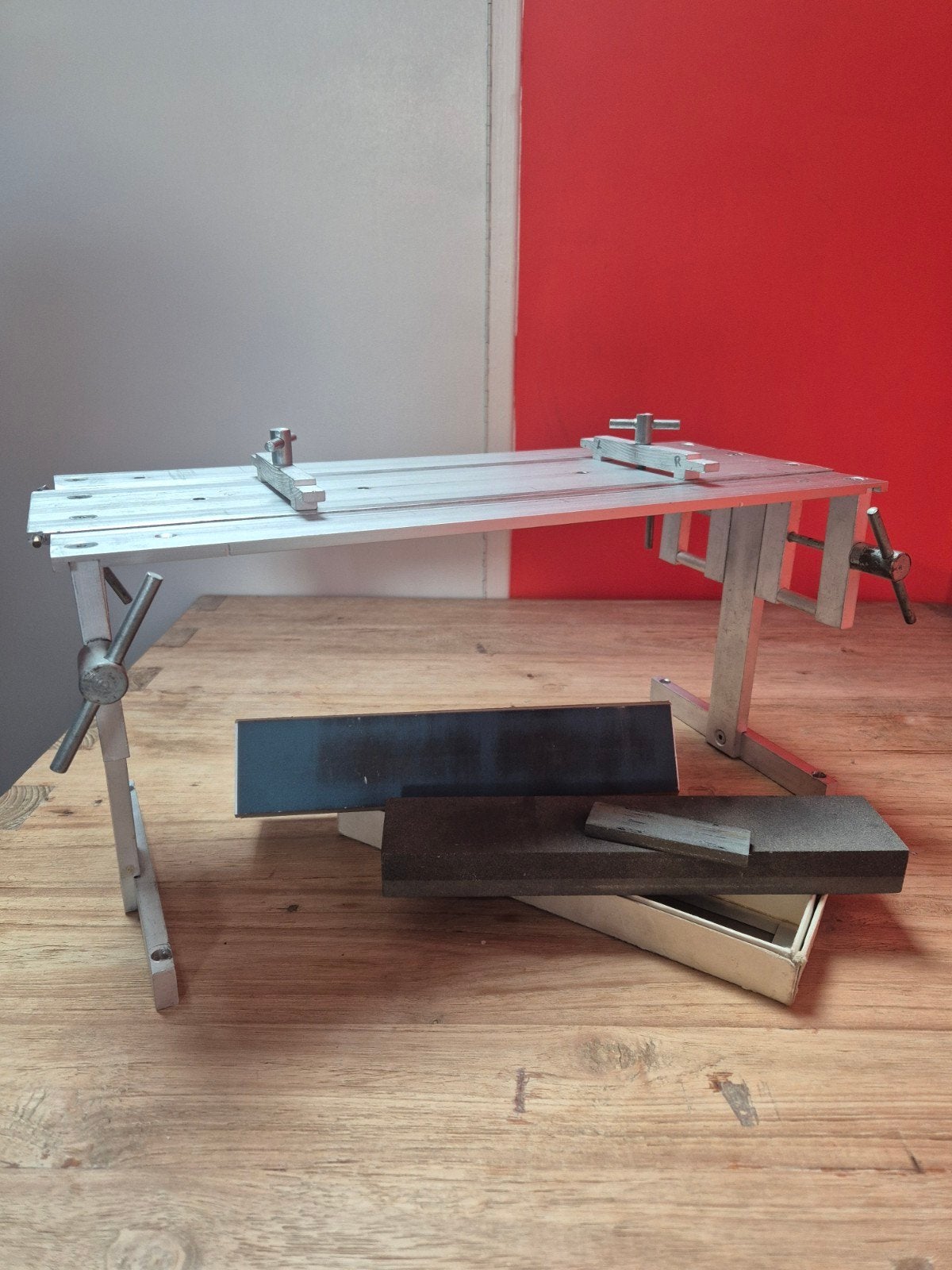 Slijptafel voor Noren - Schaatsen Slijphulp, Ophalen of Verzenden, Gebruikt