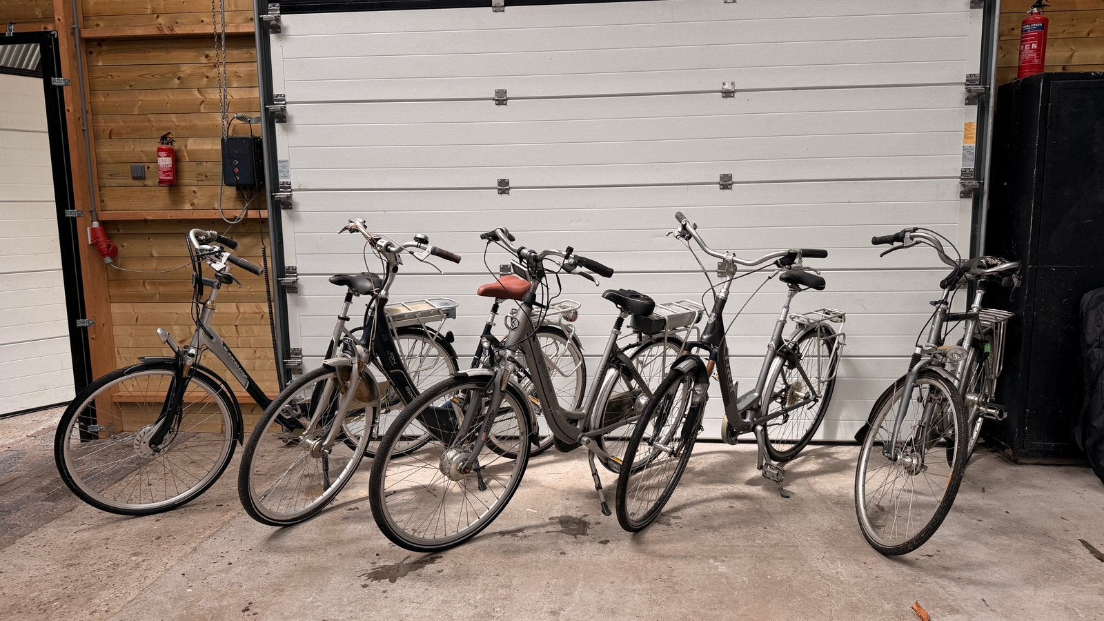 Fietsen 5 stuks electrisch en niet electrisch batavus Sparta, Fietsen en Brommers, Fietsen | Tandems, Ophalen, Minder dan 10 versnellingen