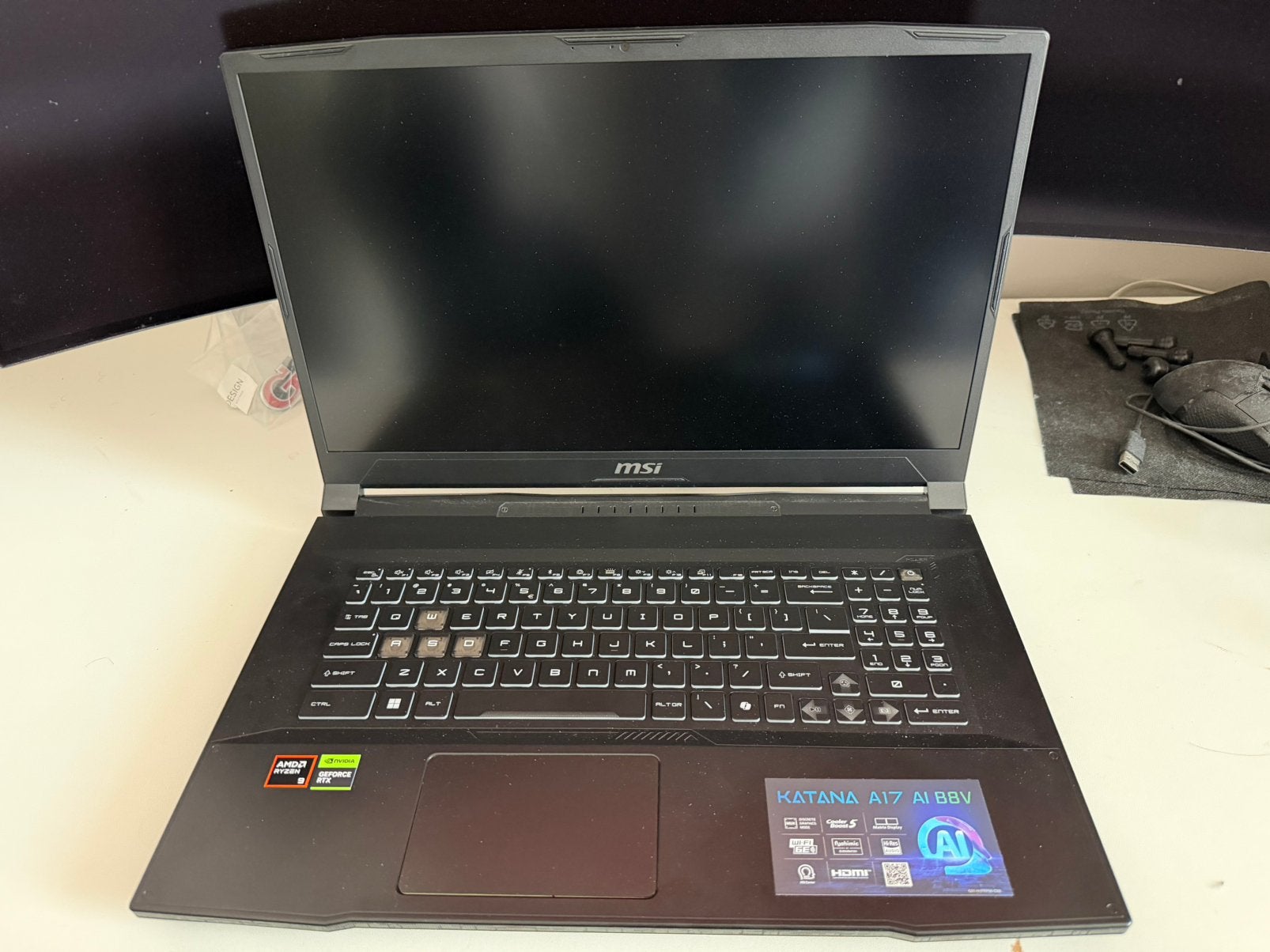 MSI Katana A17 AI B8VF, Computers en Software, Windows Laptops, Ophalen, Met videokaart, Qwerty, Zo goed als nieuw