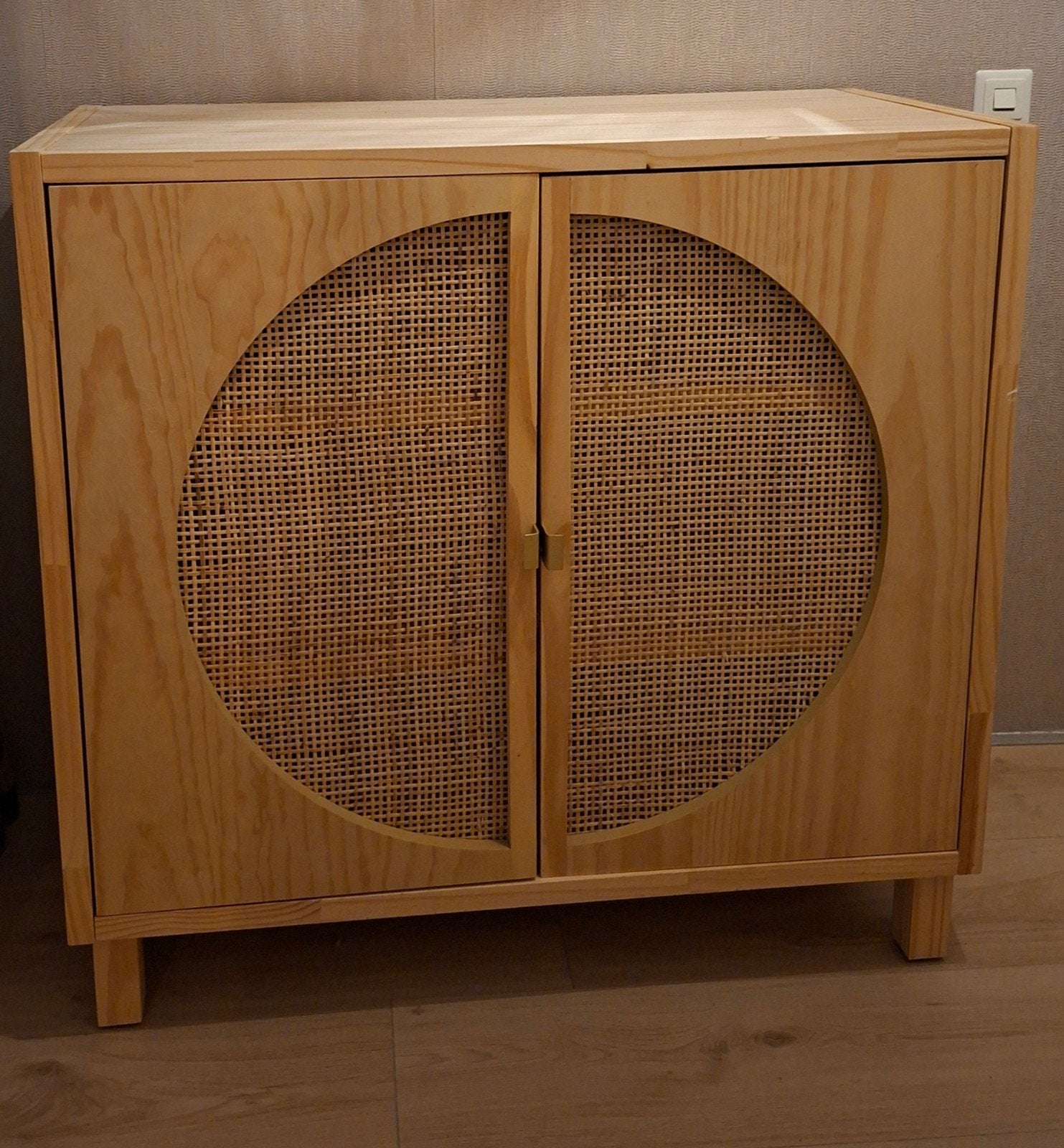 Wandkast met rotan deurtjes - Blank hout, Ophalen