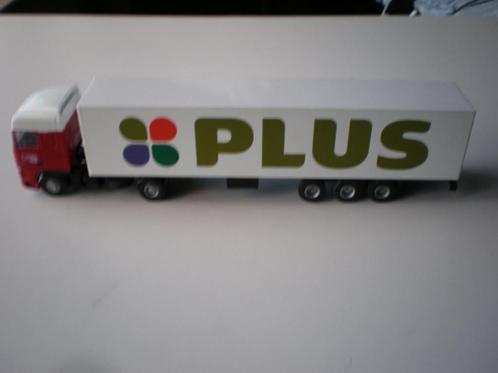 Miniatuur trekker met oplegger PLUS, Ophalen of Verzenden, Zo goed als nieuw, Bus of Vrachtwagen, Lion Toys