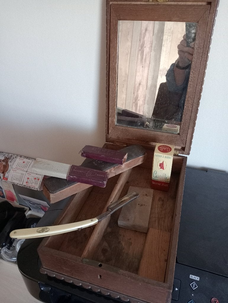 Scheerkistje, Antiek en Kunst, Ophalen