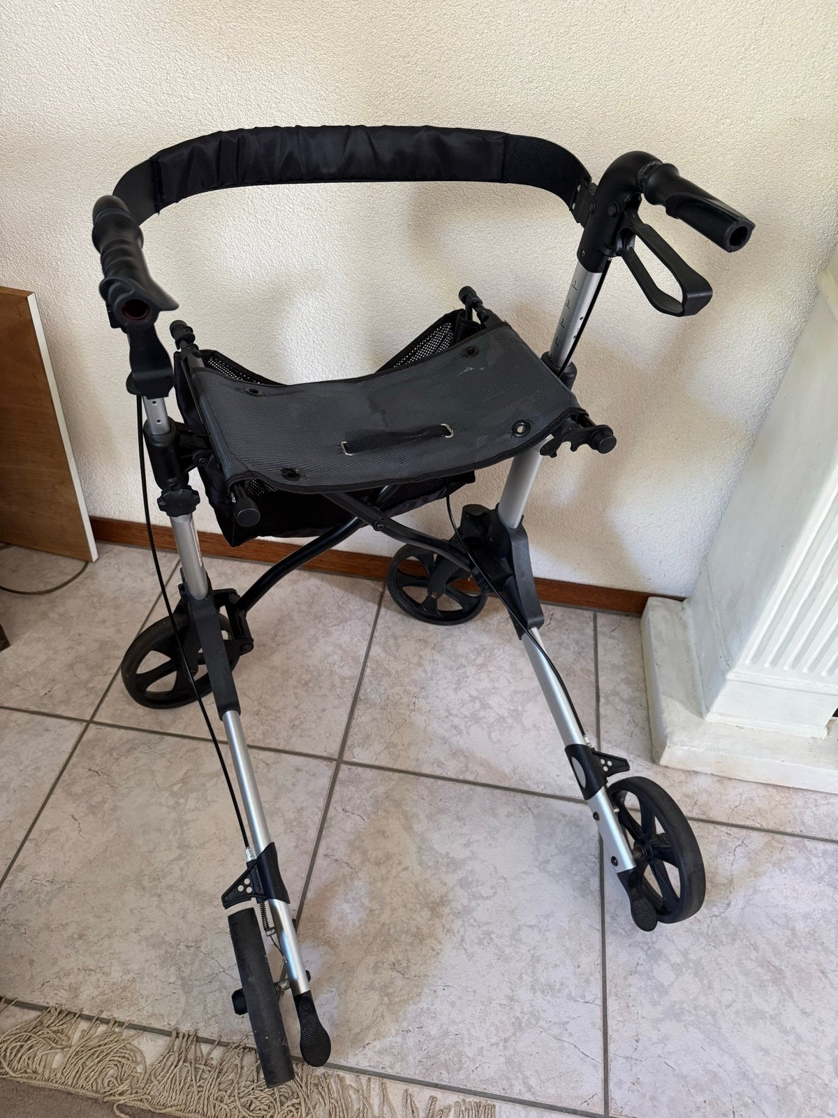 Lichtgewicht opvouwbare rollator, Ophalen, Opvouwbaar, Gebruikt
