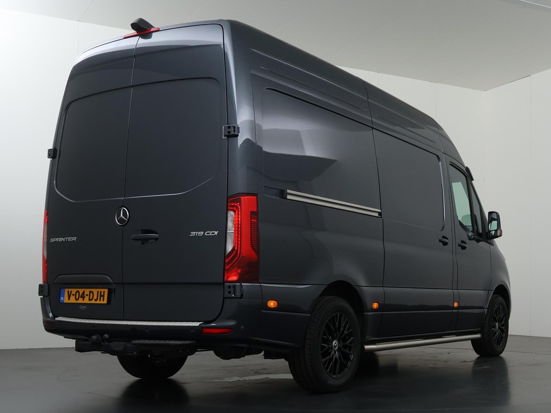 Mercedes-Benz Sprinter 319 CDI | AUT. | L2 H2 | RWD | NL AUT, Automaat, Gebruikt, 2000 kg, Bedrijf