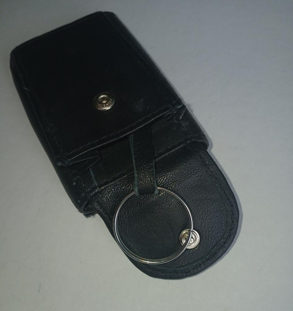 Vintage retro sleutel etui met sleutelhabger ring rcht leer, Verzenden, Zo goed als nieuw, Zwart, Leer