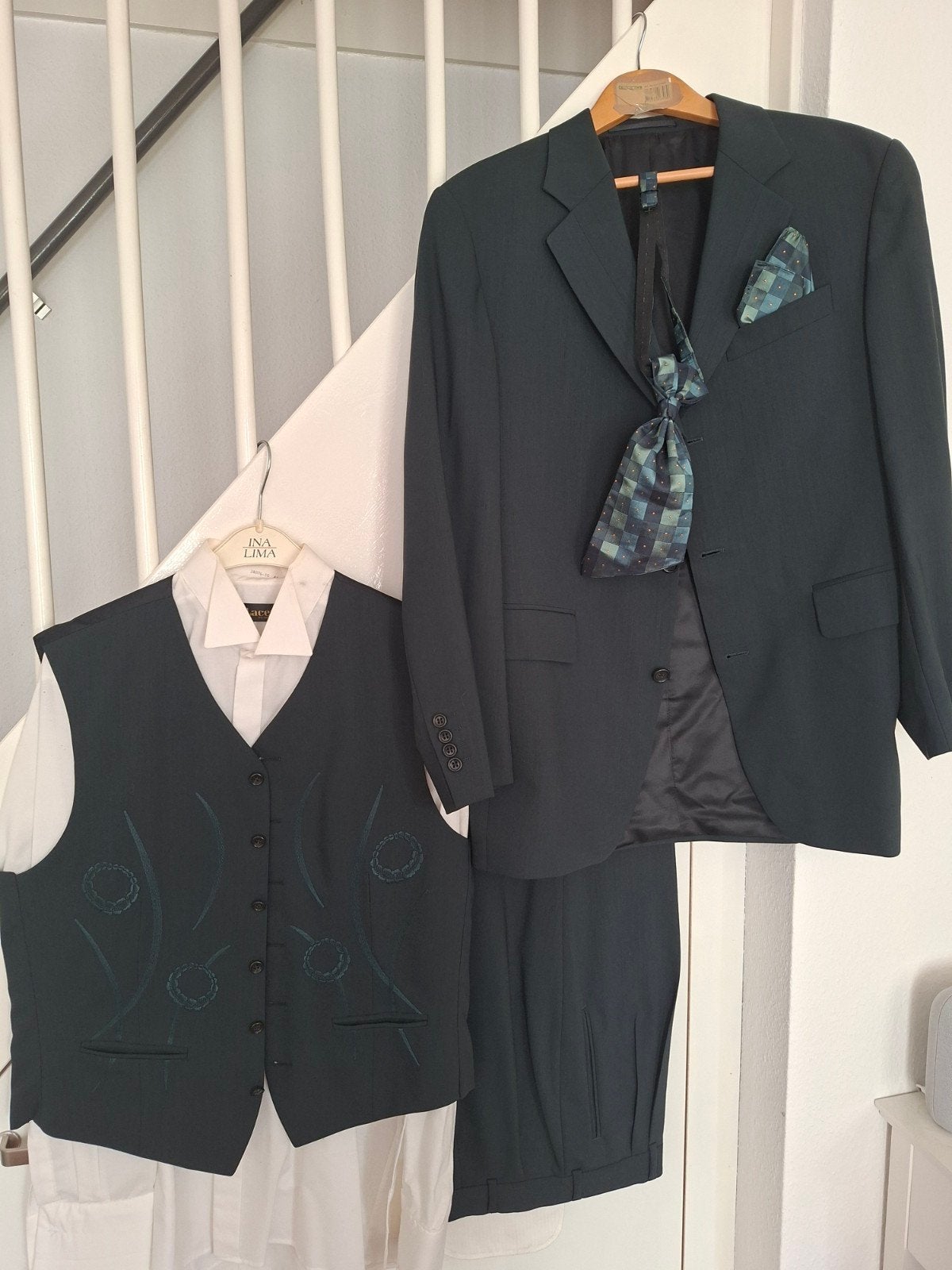 Trouwpak donkergroen met vest en pochet, Kleding | Heren, Trouwkleding en Trouwaccessoires, Overige kleuren, Ophalen of Verzenden