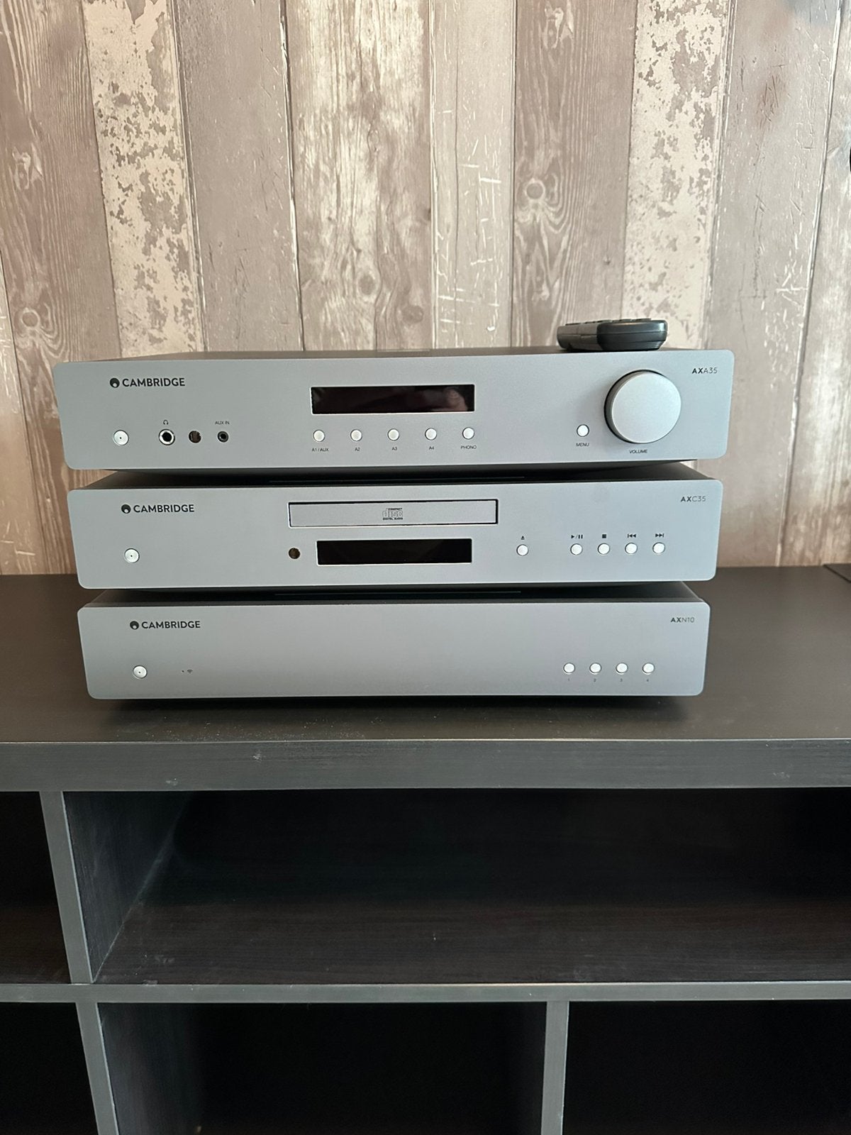 Cambridge Audio AX 35 versterker., Ophalen, Zo goed als nieuw, Minder dan 60 watt, Overige merken