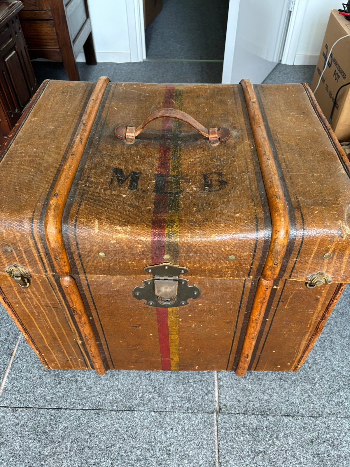 Antieke reiskoffer van het merk Madler, Ophalen, Overige materialen, Gebruikt, 50 tot 100 cm
