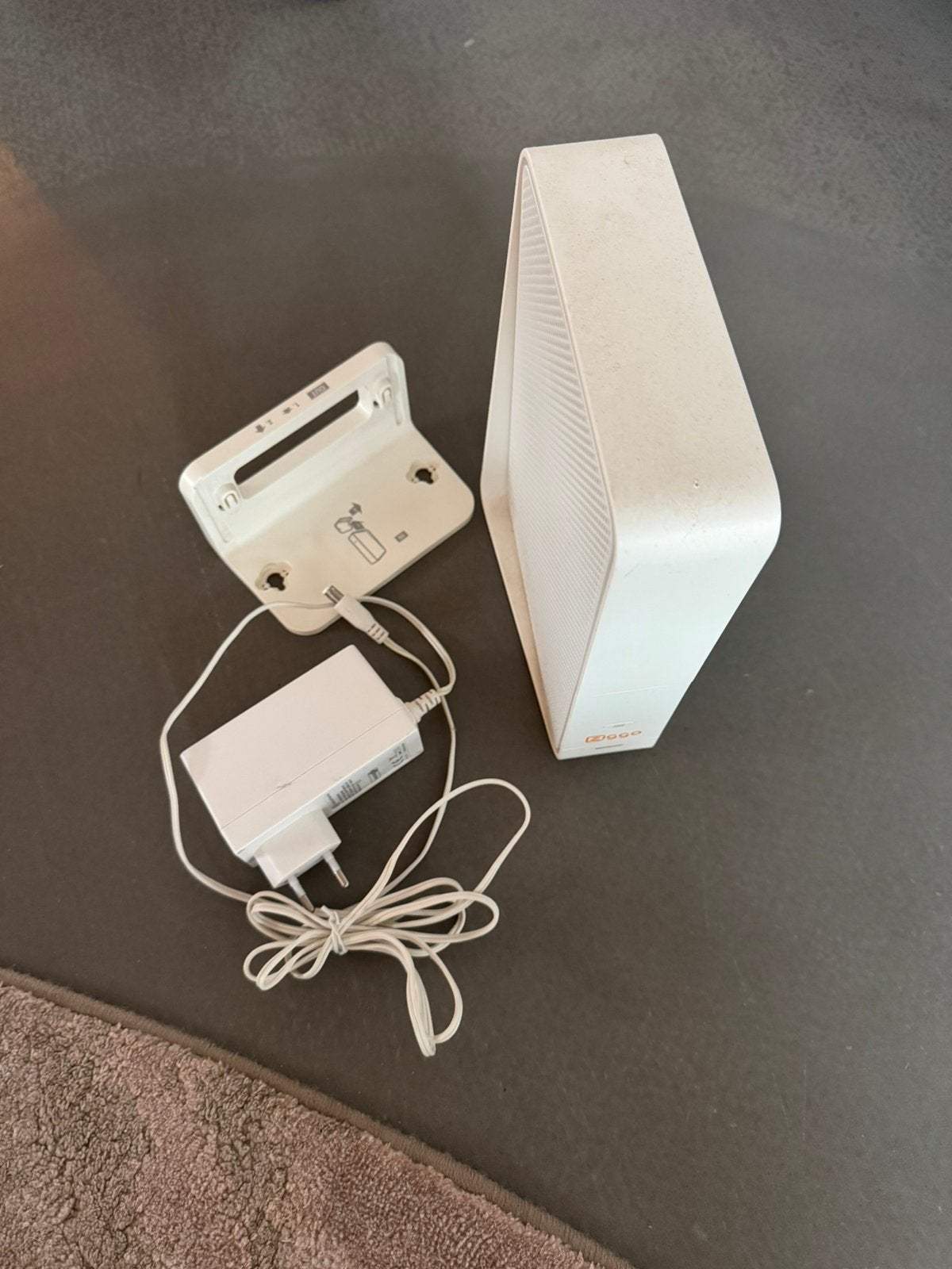 Ziggo Connect Box modem + router (CH7465LG-ZG), Ophalen of Verzenden, Gebruikt, Router met modem, Ziggo / TP-Link