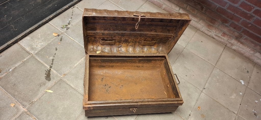 decoratieve metalen koffer, Antiek en Kunst, Curiosa en Brocante, Ophalen