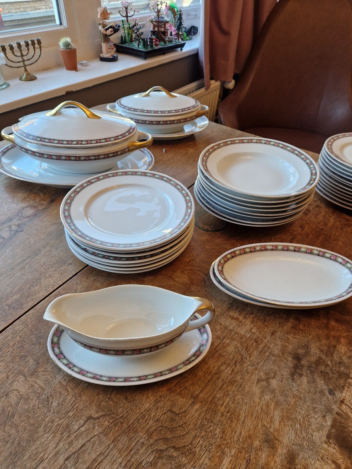 KPM Krister porseleinen servies 34 - delig, Ophalen