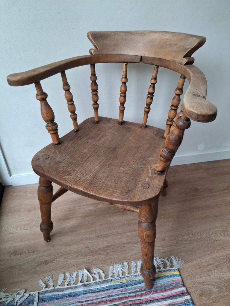 Antieke houten captain chair, Antiek en Kunst, Ophalen