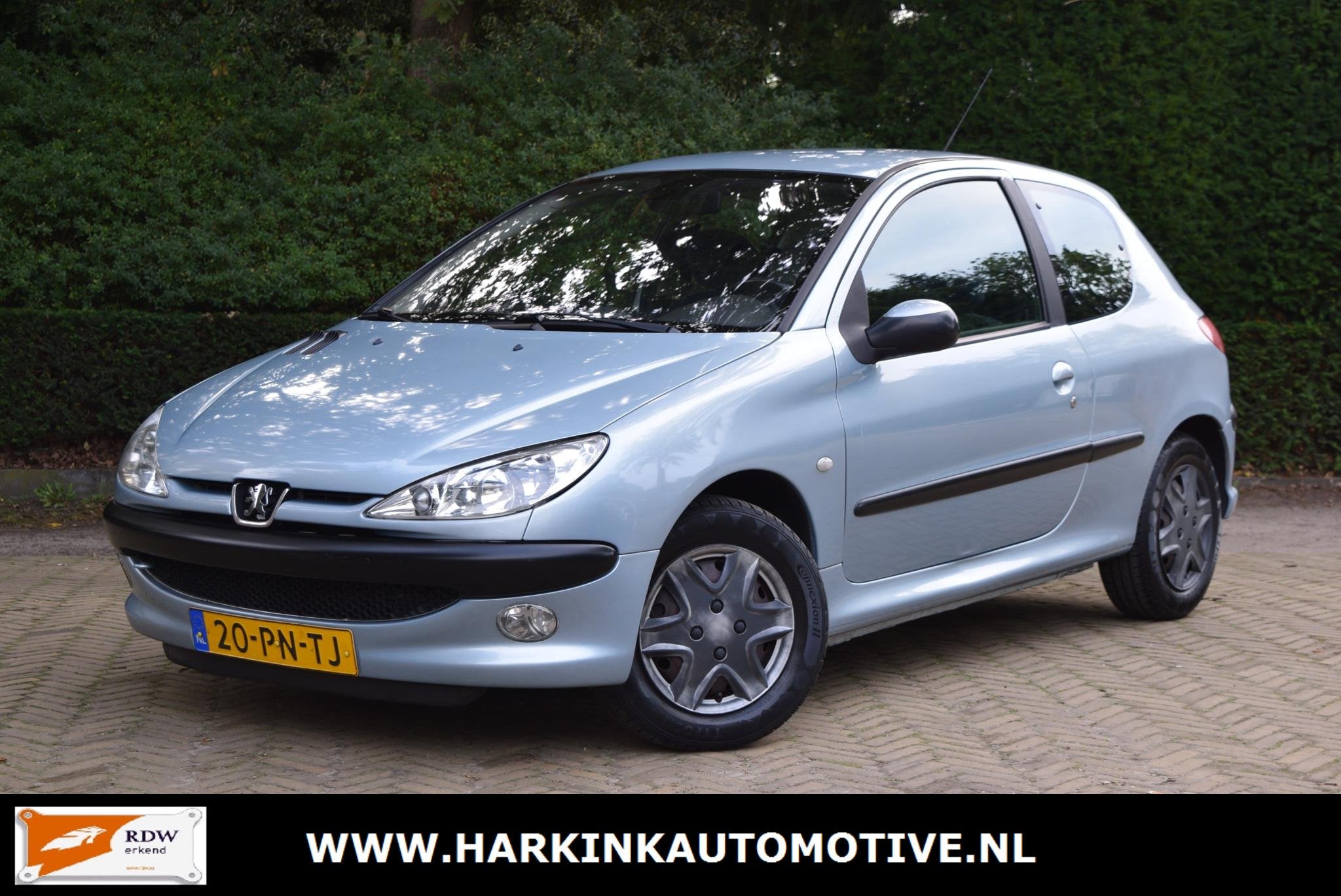 Peugeot 206 1.6-16V Gentry | Automaat | APK tot 08.2027, Auto's, 1025 kg, 4 cilinders, Automatische klimaatregeling, Hatchback