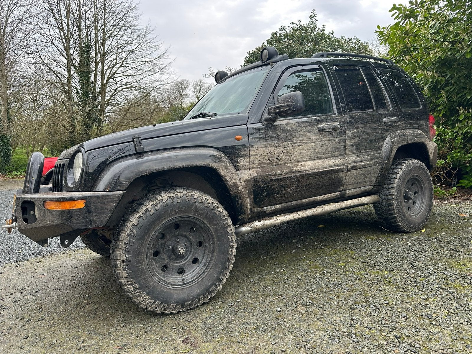 Jeep Cherokee 3.7 V6 AUT 2004 Zwart 4x4 OFF ROAD, Auto's, Automaat, 3700 cc, 3360 kg, Zwart