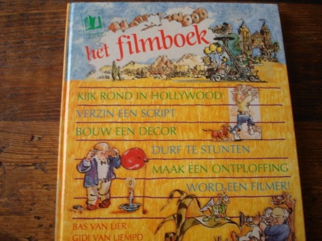 LL.(388) het filmboek, kijk rond in hollywood : bas van lier, Ophalen of Verzenden, Zo goed als nieuw, Fictie algemeen