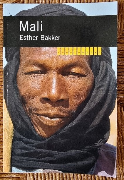 Mali landenreeks - Esther Bakker - IZGST - Afrika, Overige merken, Afrika, Ophalen of Verzenden, Zo goed als nieuw