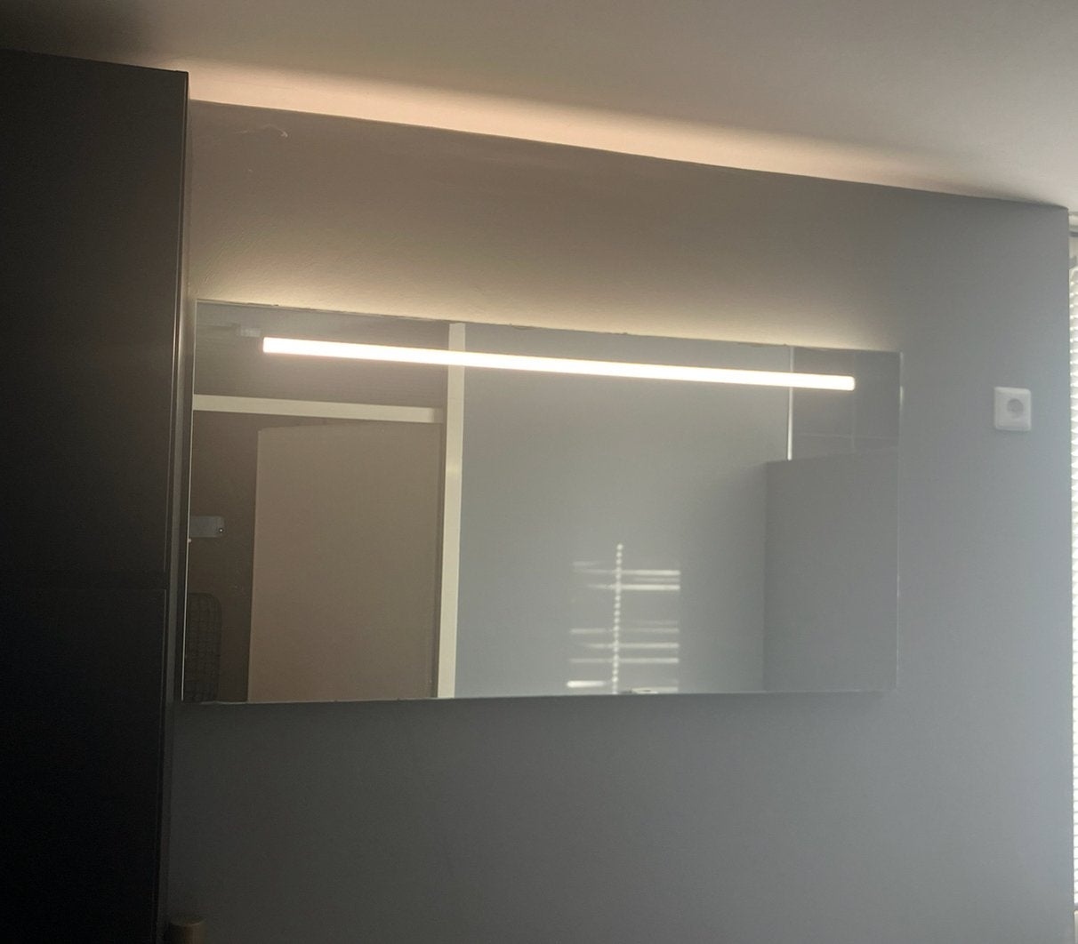 Badkamer spiegel 120 x 60 cm met verlichting, Huis en Inrichting, Badkamer | Badkamermeubels, Ophalen, Gebruikt, 100 tot 150 cm