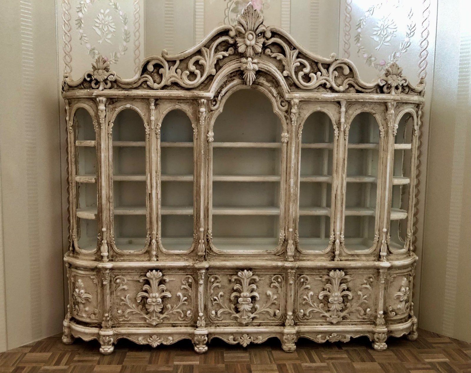 Exclusieve Open  Miniatuur Vitrinekast 1:12, Poppenhuis, Mandysmaison, Mandysmaison@gmail.com, Nieuw