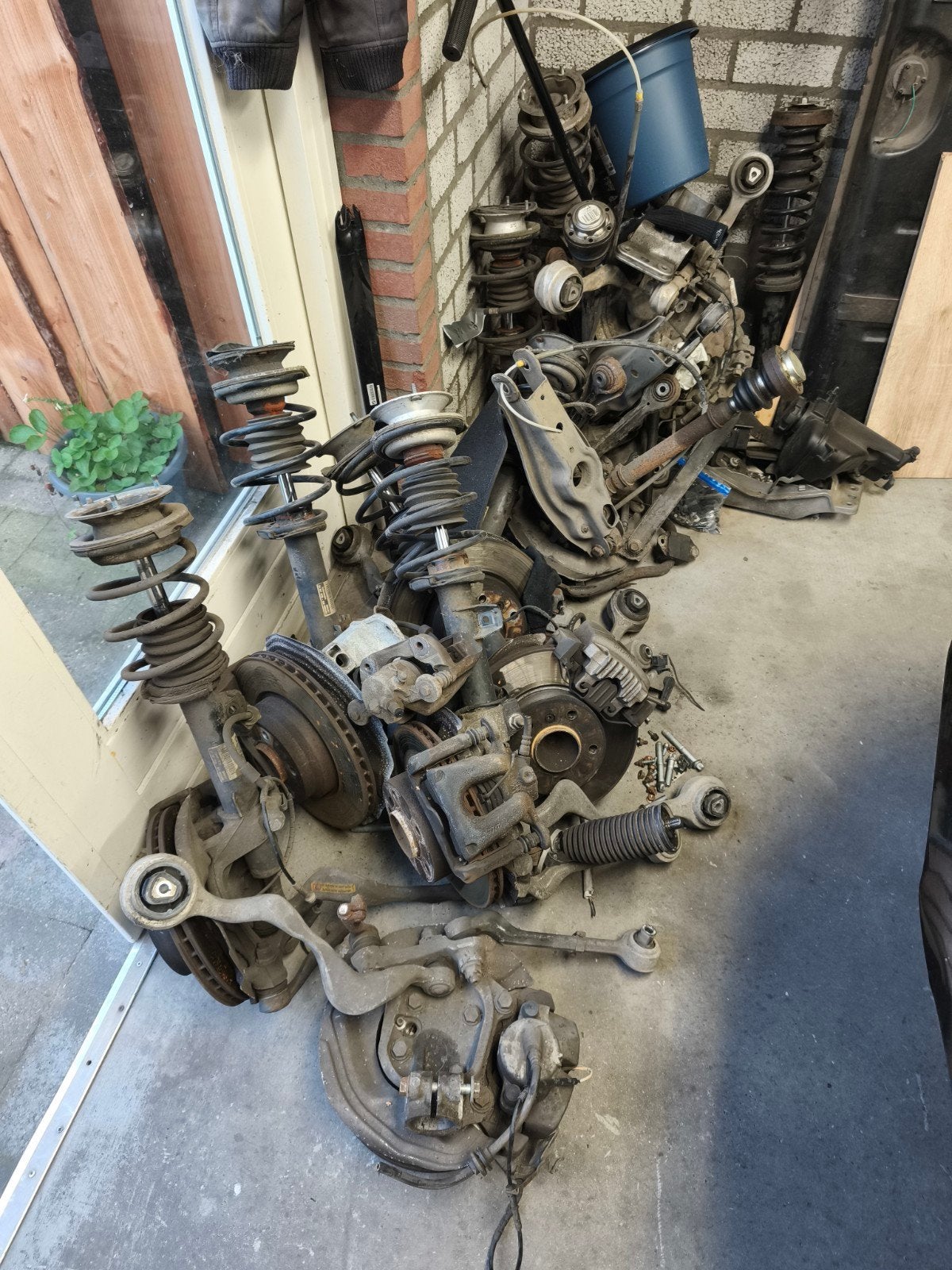 BMW E87 E90 veerpoot naaf remklauw wielophanging wielnaaf, Ophalen, B, W, BMW