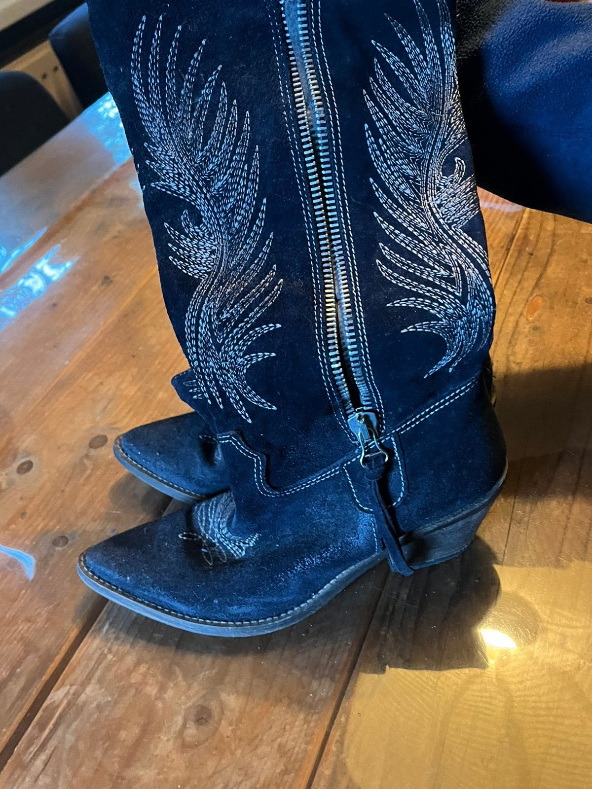 Laarzen maat 39 vier paar, Kleding | Dames, Hoge laarzen, Zwart, Ophalen of Verzenden, Gedragen