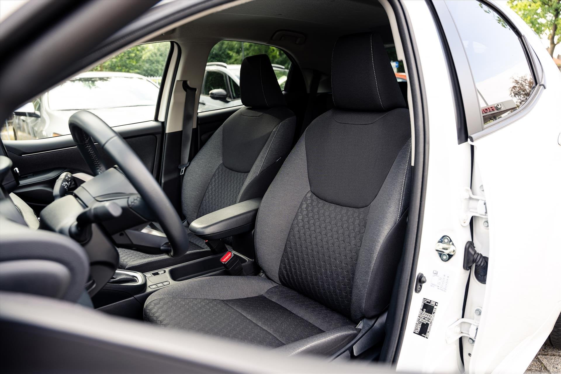 Toyota Yaris 1.5 Full Hybrid Dynamic Automaat | Adaptieve Cr, Auto's, Dealer onderhouden, Gebruikt, Euro 6, 1490 cc
