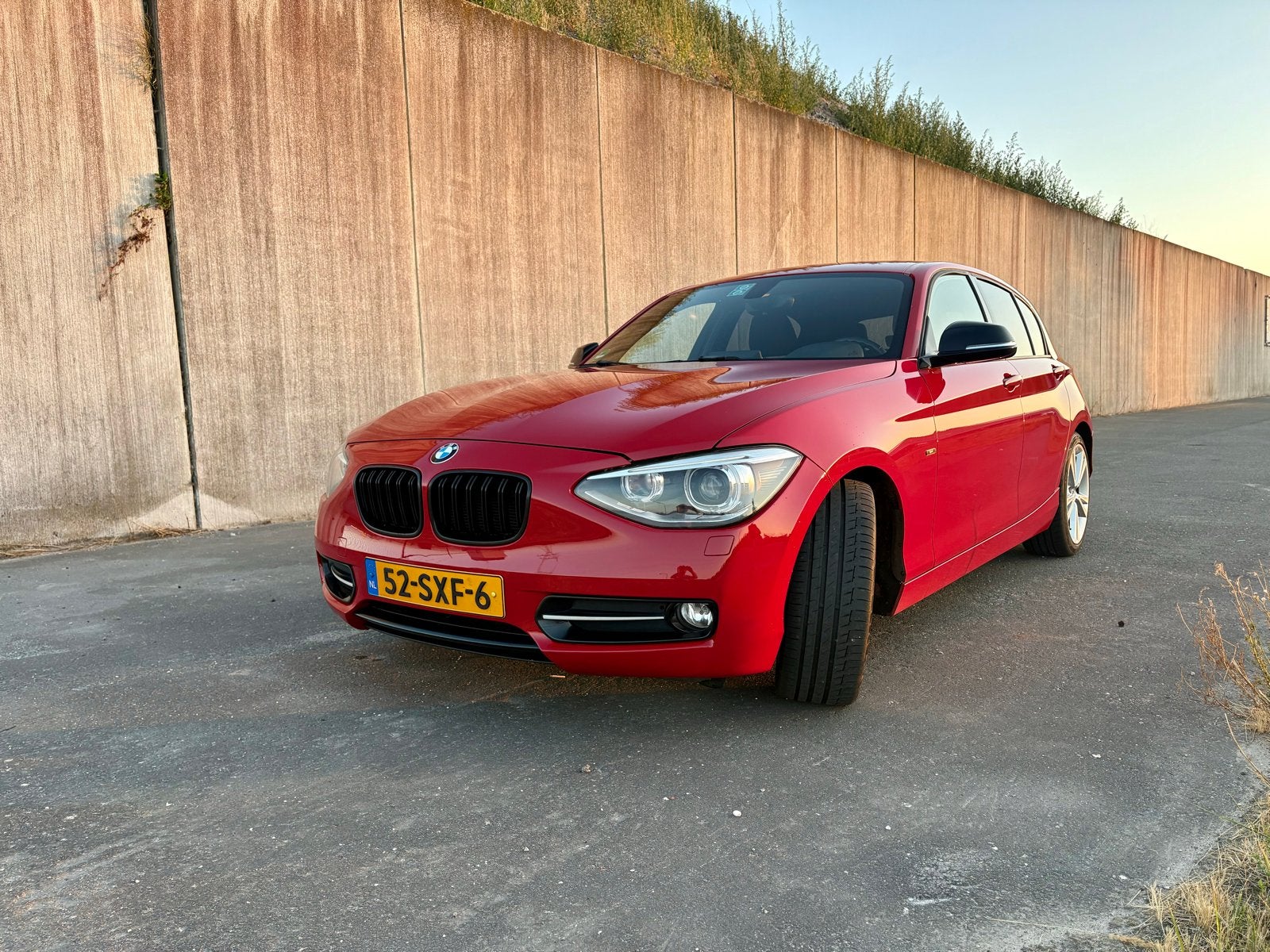 BMW 1-Serie 116i Sport F20 2011 5-deurs, 1-Serie, Zwart, 4 cilinders, Automatische klimaatregeling
