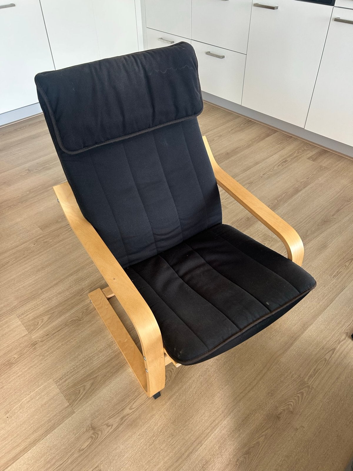 Gebruikte IKEA POÄNG fauteuil - Goede staat, Gebruikt, Zwart, Ophalen of Verzenden, Eén
