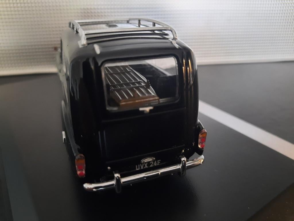 Begrafenisauto Austin Sheerline 125 Hearse Schaal 1:43, Hobby en Vrije tijd, Modelauto's | 1:43, Overige merken, Oxford, Auto