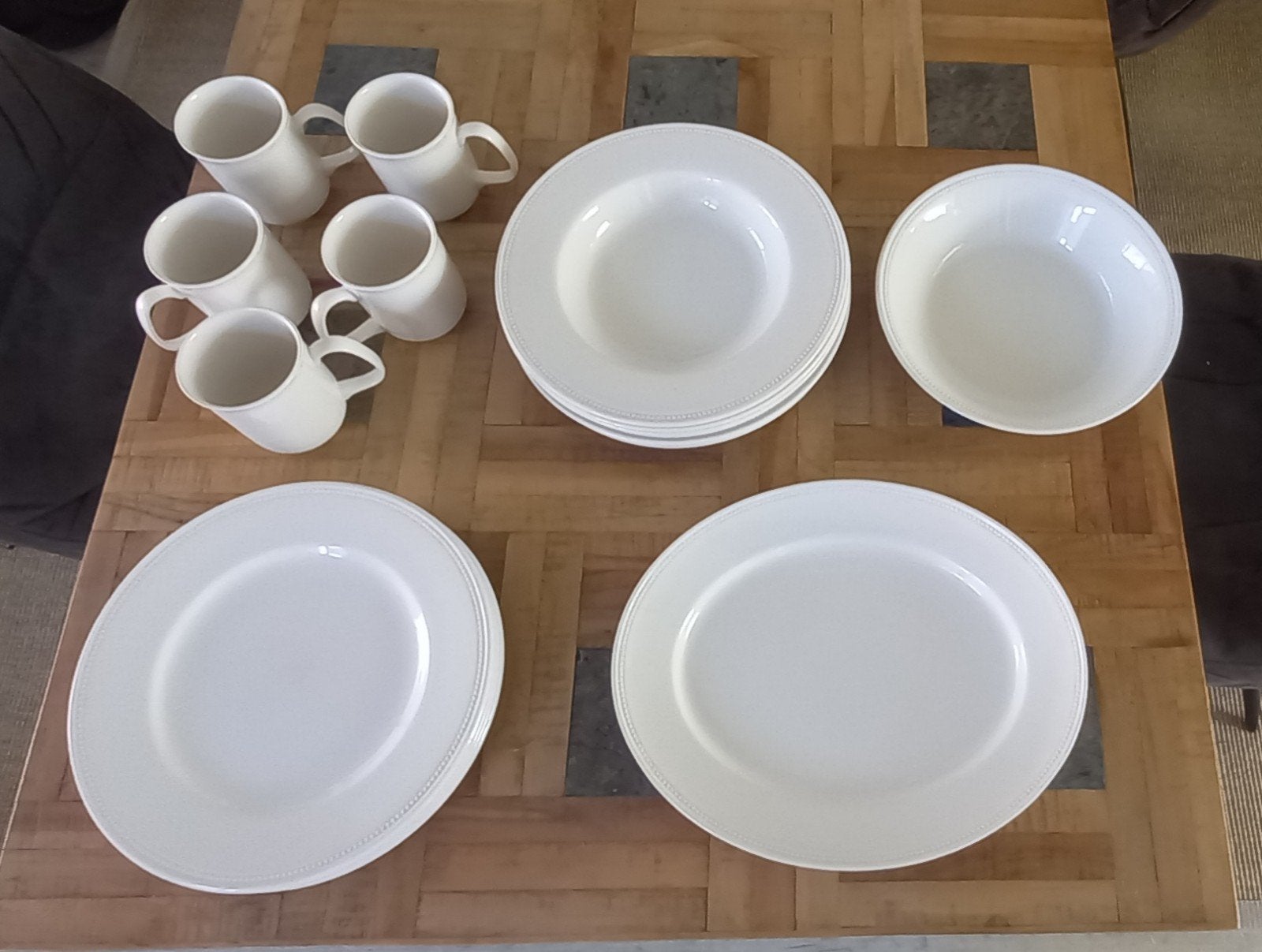 Borden, schaal, mokken, Royal Stafford Pearl,  Siebel, Ophalen, Overige merken, Zo goed als nieuw, Bord(en)