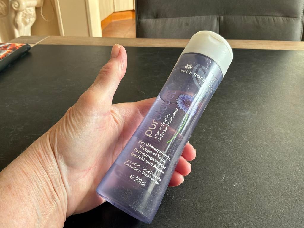 Yves Rocher Purblevet Reinigingswater 200 ml, Ophalen of Verzenden, Nieuw, Gehele gezicht, Reiniging